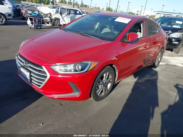 5NPD84LF2JH322094 2018 HYUNDAI ELANTRA - Image 2