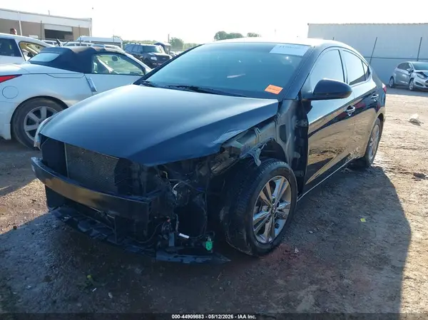 5NPD84LF2JH323777 2018 HYUNDAI ELANTRA - Image 2