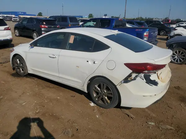 5NPD84LF2JH324198 2018 HYUNDAI ELANTRA - Image 2