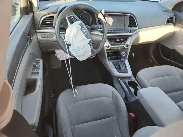 5NPD84LF2JH327148 2018 HYUNDAI ELANTRA - Image 8