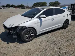 5NPD84LF2JH329045 2018 HYUNDAI ELANTRA