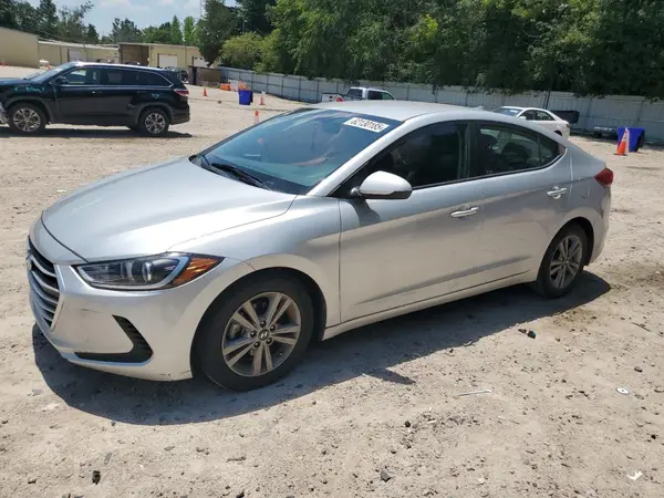 5NPD84LF2JH329594 2018 HYUNDAI ELANTRA - Image 1