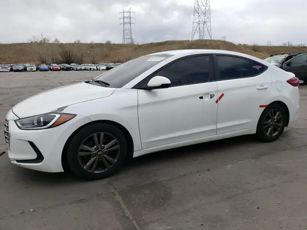 5NPD84LF2JH329823 2018 HYUNDAI ELANTRA - Image 1