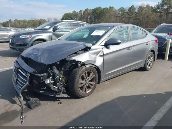 5NPD84LF2JH330910 2018 HYUNDAI ELANTRA - Image 2
