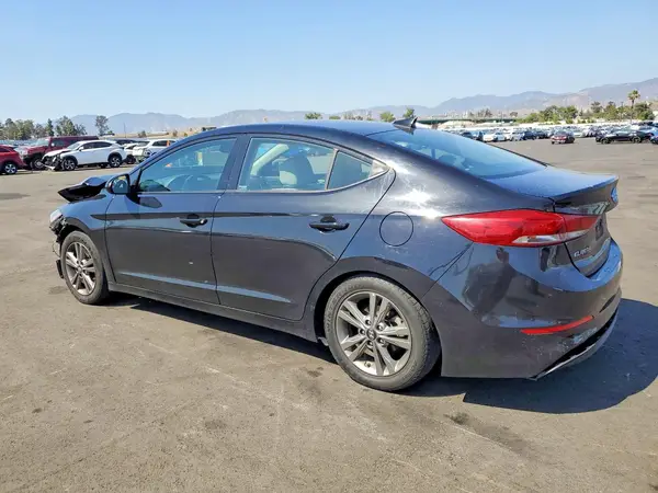 5NPD84LF2JH332110 2018 HYUNDAI ELANTRA - Image 2