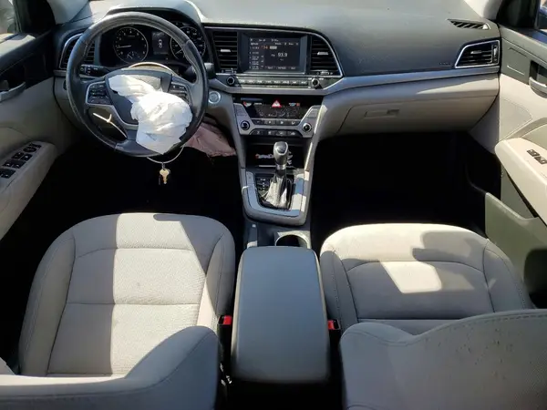 5NPD84LF2JH332110 2018 HYUNDAI ELANTRA - Image 8