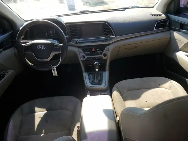5NPD84LF2JH332690 2018 HYUNDAI ELANTRA - Image 8
