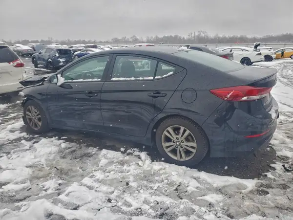 5NPD84LF2JH332740 2018 HYUNDAI ELANTRA - Image 2