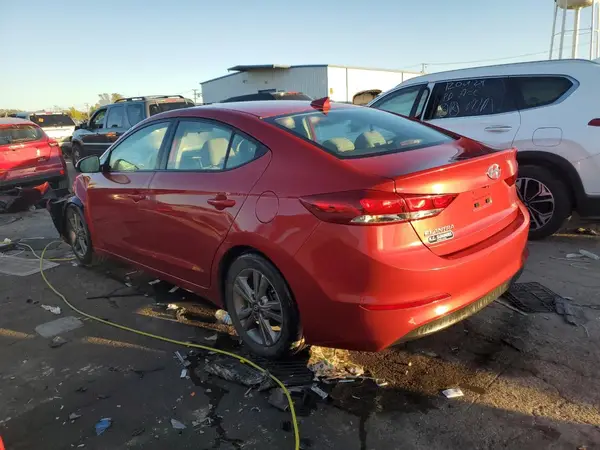 5NPD84LF2JH333788 2018 HYUNDAI ELANTRA - Image 2
