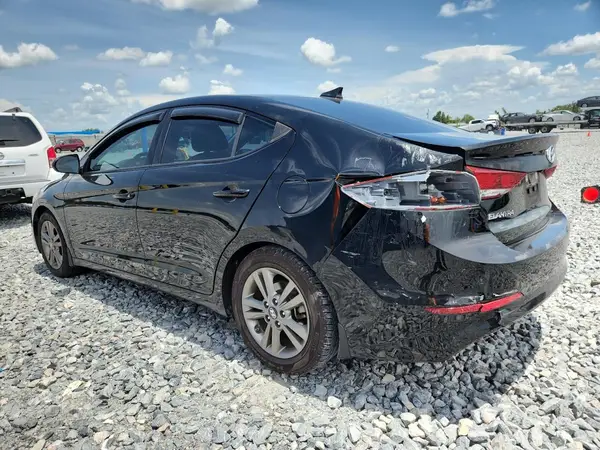 5NPD84LF2JH334729 2018 HYUNDAI ELANTRA - Image 2