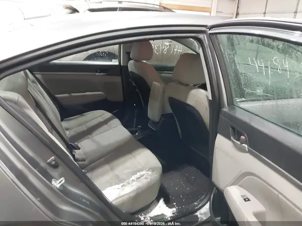 5NPD84LF2JH336710 2018 HYUNDAI ELANTRA - Image 8