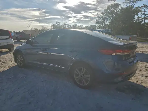 5NPD84LF2JH338750 2018 HYUNDAI ELANTRA - Image 2