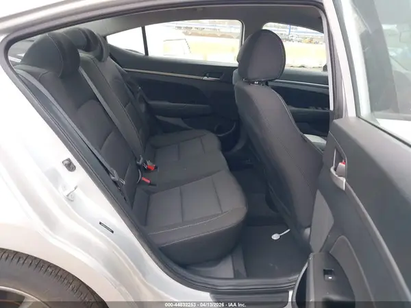 5NPD84LF2JH340871 2018 HYUNDAI ELANTRA - Image 8