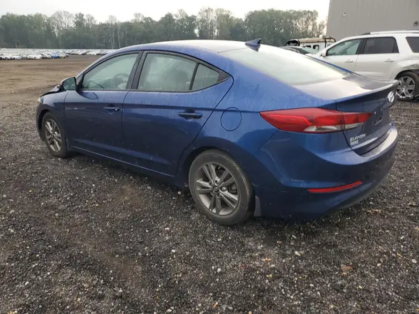 5NPD84LF2JH340966 2018 HYUNDAI ELANTRA - Image 2