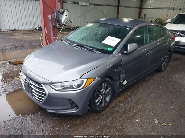 5NPD84LF2JH348159 2018 HYUNDAI ELANTRA - Image 2