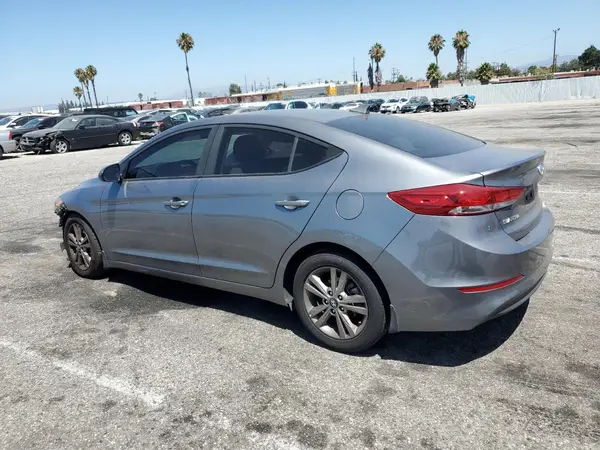 5NPD84LF2JH357444 2018 HYUNDAI ELANTRA - Image 2