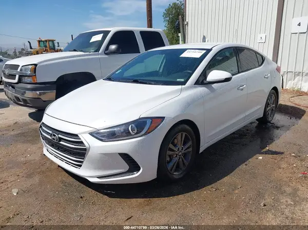 5NPD84LF2JH357783 2018 HYUNDAI ELANTRA - Image 2
