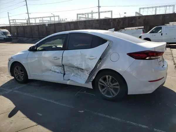 5NPD84LF2JH360201 2018 HYUNDAI ELANTRA - Image 2