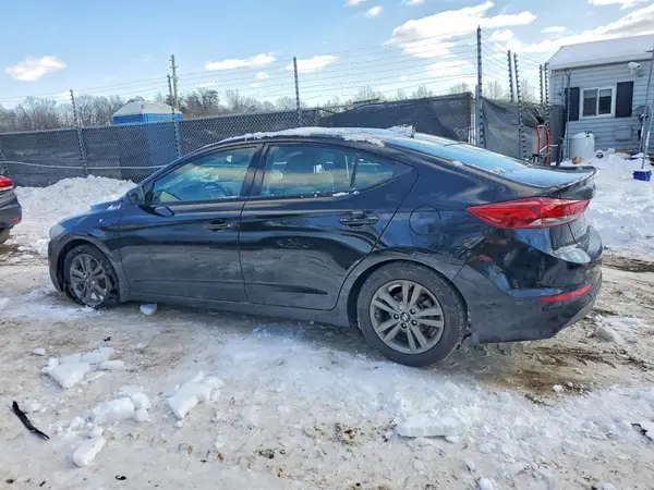 5NPD84LF2JH361056 2018 HYUNDAI ELANTRA - Image 2