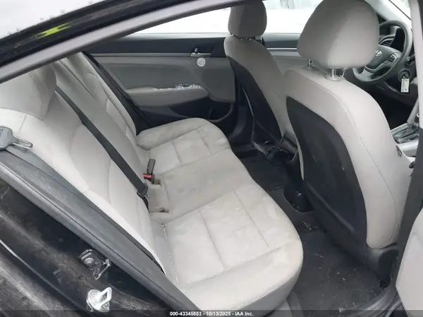 5NPD84LF2JH361669 2018 HYUNDAI ELANTRA - Image 8