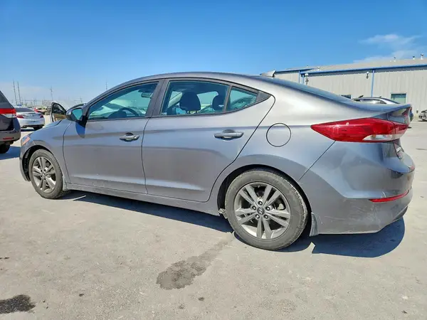 5NPD84LF2JH362661 2018 HYUNDAI ELANTRA - Image 2