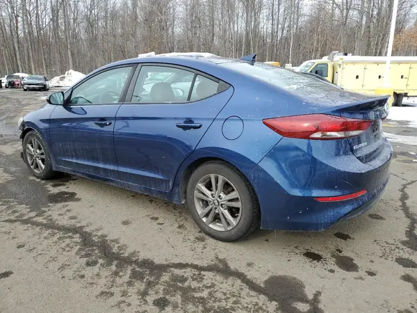 5NPD84LF2JH363664 2018 HYUNDAI ELANTRA - Image 2
