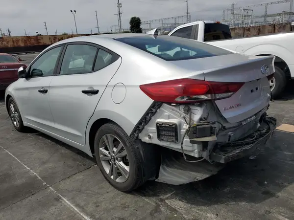 5NPD84LF2JH363714 2018 HYUNDAI ELANTRA - Image 2