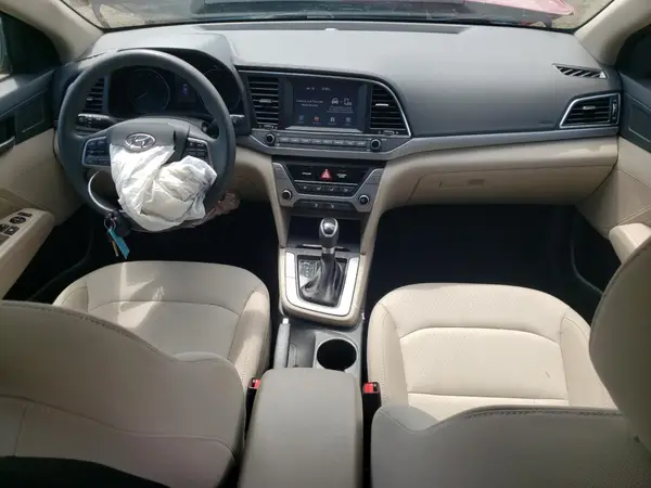 5NPD84LF2JH365592 2018 HYUNDAI ELANTRA - Image 8