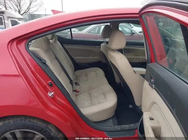 5NPD84LF2JH366113 2018 HYUNDAI ELANTRA - Image 8