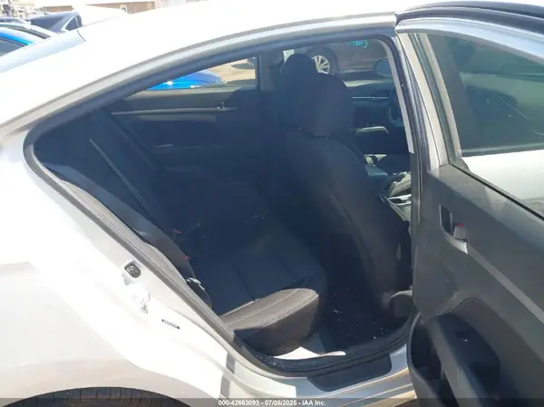 5NPD84LF2JH367567 2018 HYUNDAI ELANTRA - Image 8