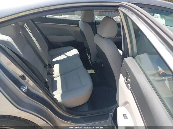 5NPD84LF2JH368718 2018 HYUNDAI ELANTRA - Image 8