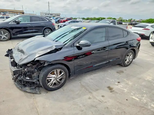 5NPD84LF2JH371487 2018 HYUNDAI ELANTRA - Image 1