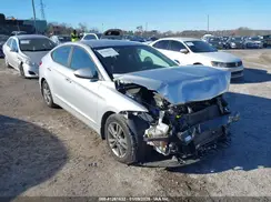 5NPD84LF2JH371974 2018 HYUNDAI ELANTRA