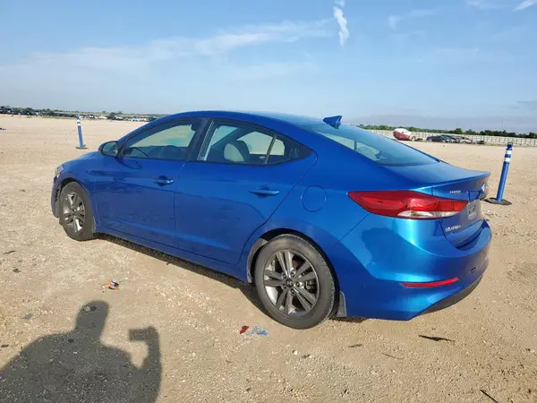 5NPD84LF2JH373157 2018 HYUNDAI ELANTRA - Image 2