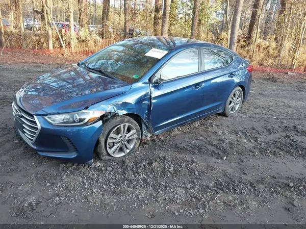5NPD84LF2JH374521 2018 HYUNDAI ELANTRA - Image 2
