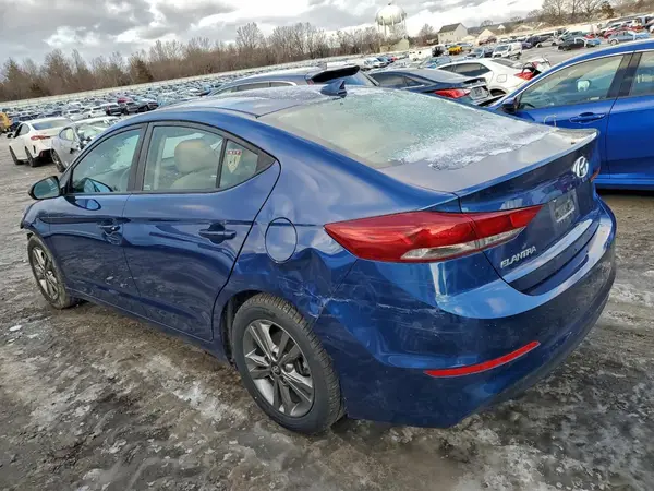 5NPD84LF2JH374566 2018 HYUNDAI ELANTRA - Image 2
