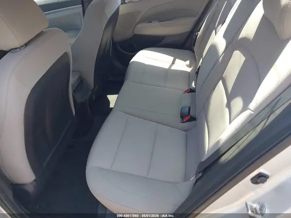5NPD84LF2JH376916 2018 HYUNDAI ELANTRA - Image 8