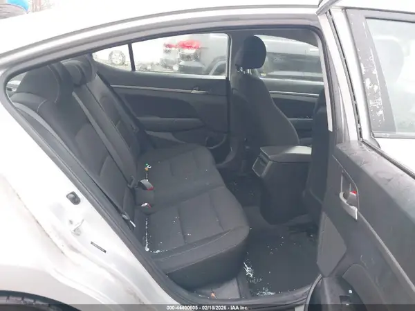 5NPD84LF2JH377807 2018 HYUNDAI ELANTRA - Image 8