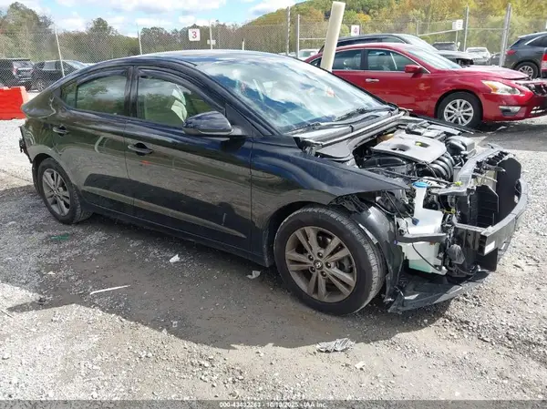 5NPD84LF2JH378522 2018 HYUNDAI ELANTRA - Image 1