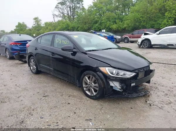 5NPD84LF2JH379377 2018 HYUNDAI ELANTRA - Image 1