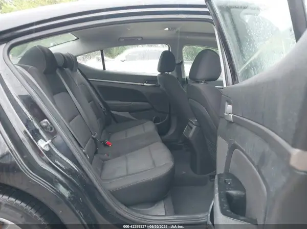 5NPD84LF2JH379377 2018 HYUNDAI ELANTRA - Image 8