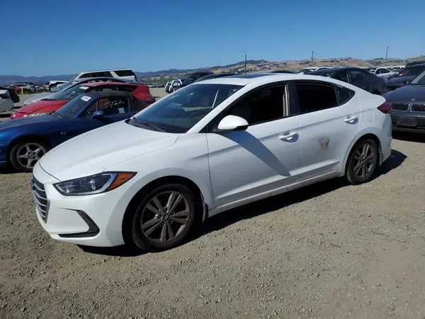 5NPD84LF2JH379492 2018 HYUNDAI ELANTRA - Image 1