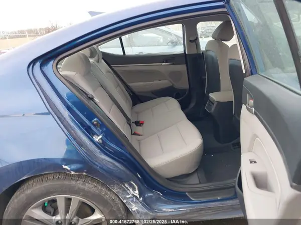 5NPD84LF2JH381453 2018 HYUNDAI ELANTRA - Image 8
