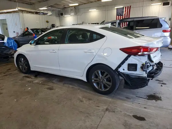 5NPD84LF2JH382523 2018 HYUNDAI ELANTRA - Image 2