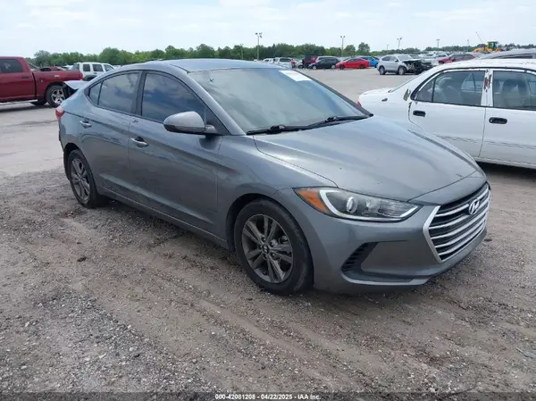 5NPD84LF2JH386054 2018 HYUNDAI ELANTRA - Image 1