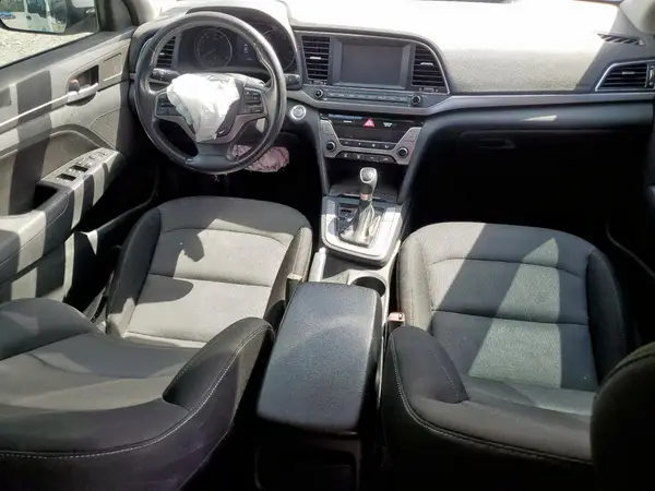 5NPD84LF2JH387902 2018 HYUNDAI ELANTRA - Image 8