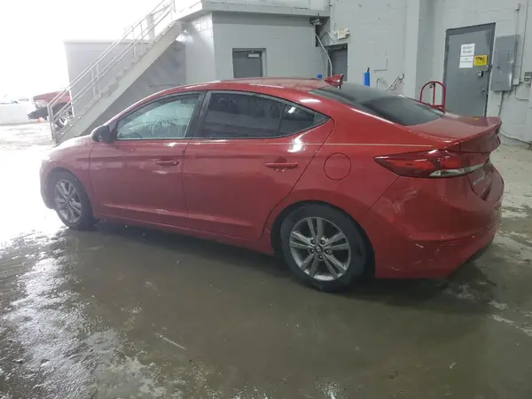 5NPD84LF2JH389374 2018 HYUNDAI ELANTRA - Image 2