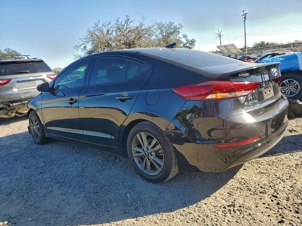 5NPD84LF2JH389424 2018 HYUNDAI ELANTRA - Image 2