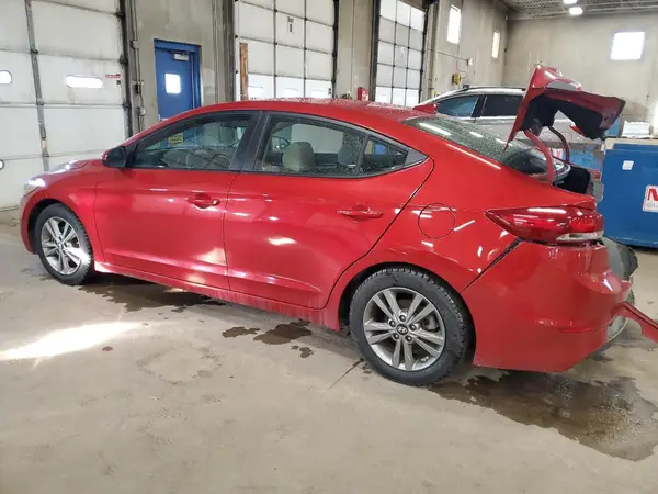 5NPD84LF2JH391075 2018 HYUNDAI ELANTRA - Image 2