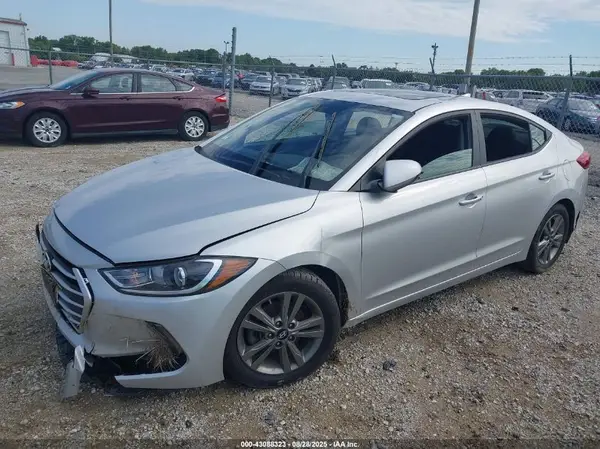 5NPD84LF2JH391125 2018 HYUNDAI ELANTRA - Image 2